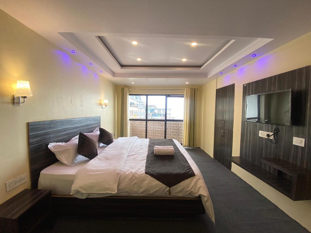 דרג'ילינג Hotel Amaira מראה חיצוני תמונה