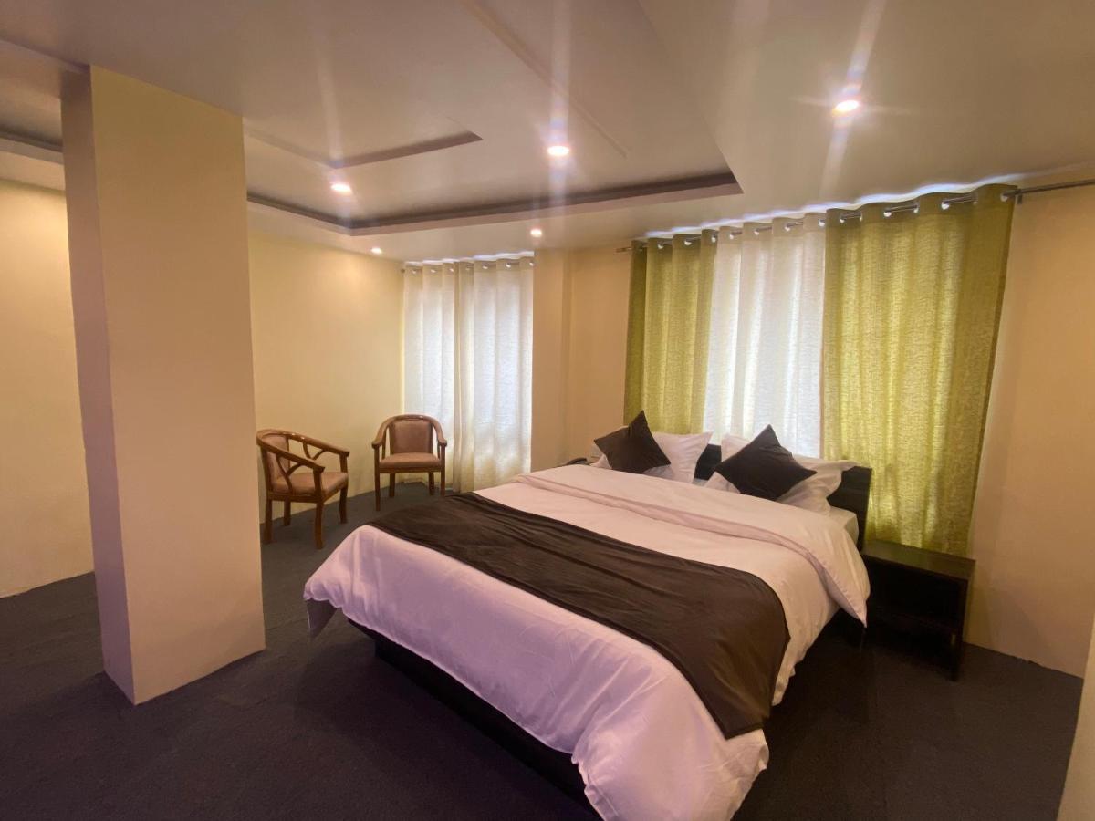 דרג'ילינג Hotel Amaira מראה חיצוני תמונה