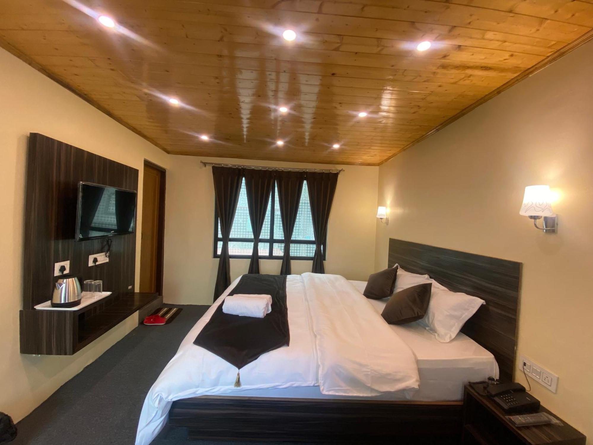 דרג'ילינג Hotel Amaira מראה חיצוני תמונה